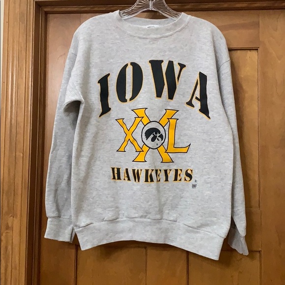 vintage iowa hawkeye sweatshirt